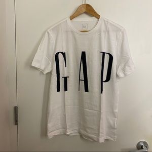 Brand New GAP Cropped Logo T shirt